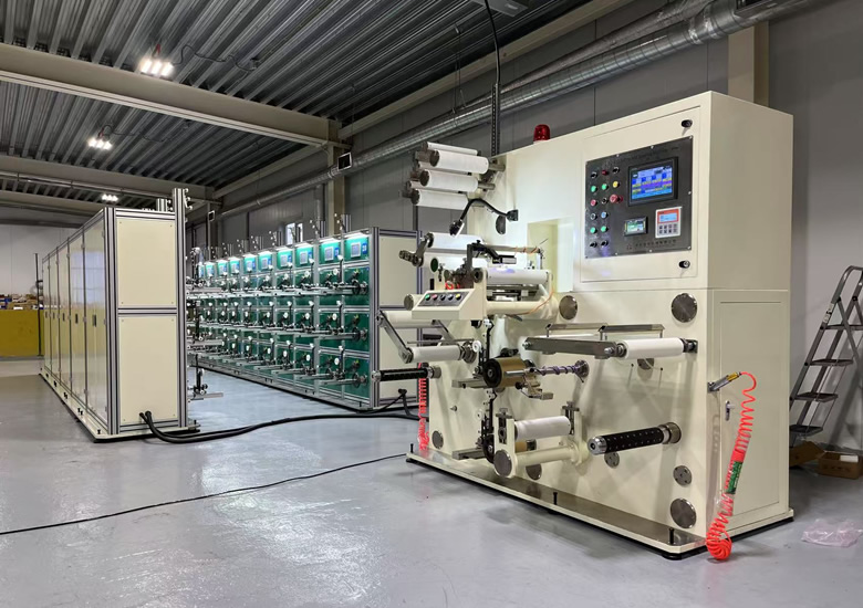 60頭12萬(wàn)米拉線(xiàn)分條收卷機(jī)