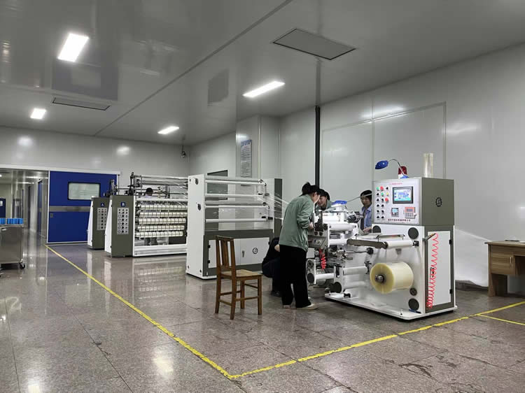 拉線分條機(jī)外觀 拉線分條機(jī)外觀